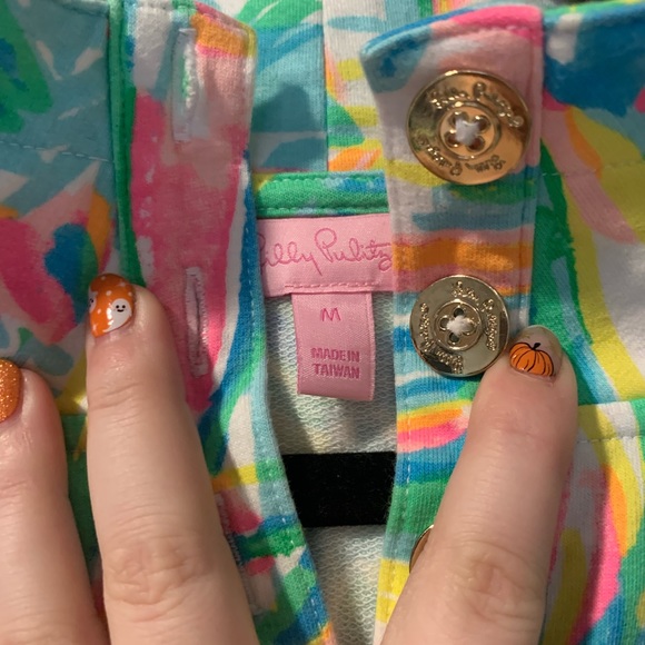 Lilly Pulitzer Captain Popover Button Up Top women’s size Medium - Picture 2 of 4